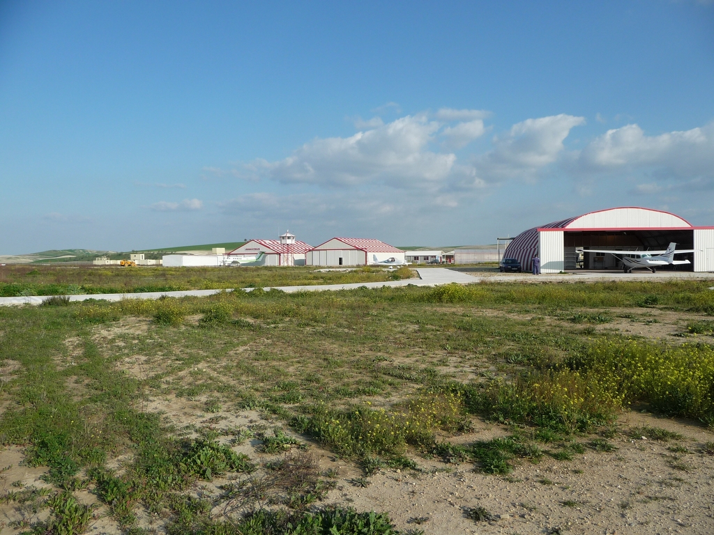 Trebujena, im Februar, auf der Piste 08 gelandet. Nach einem wunderschönen Flug zurück aus aus Deutschland wieder zu Hause.